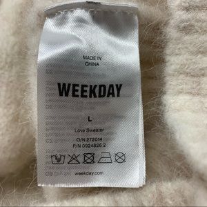 Weekday | Sweaters | Weekday Lova Alpaca Wool Blend Crewneck Ivory Pink  Sweater Size L | Poshmark
